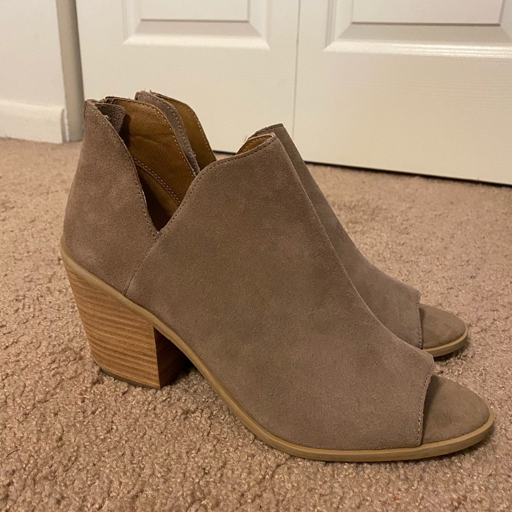 Susina Bootie Wedges - Picture 1 of 3